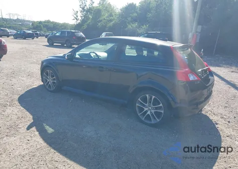 2009 Volvo C30 T5/T5 R-Design z USA, uszkodzony, nr VIN YV1MK672X92143796
